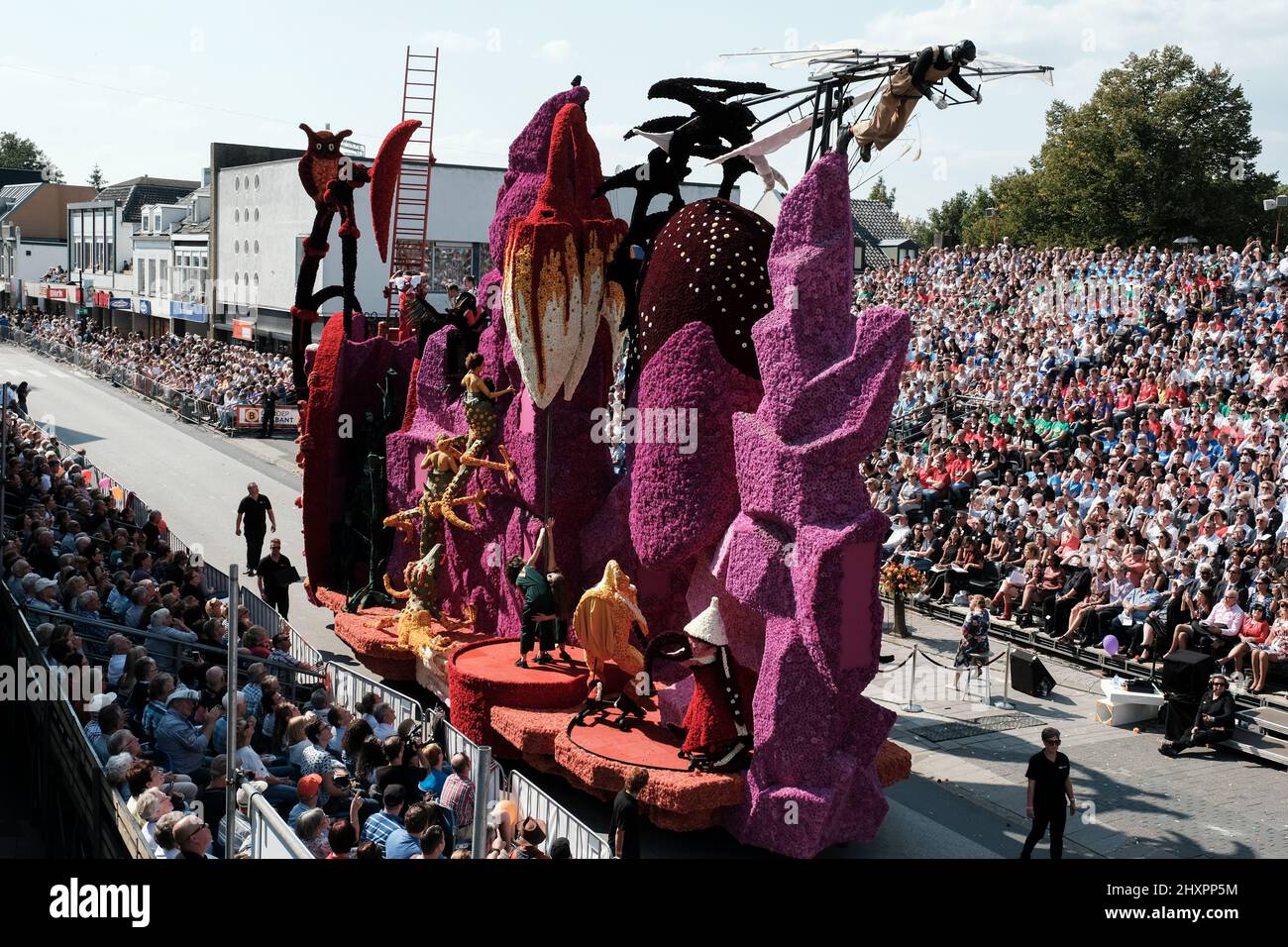 Bosqueriano float during its participation in the parade. Stock Photo
