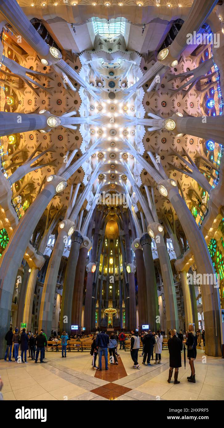barcelona-spain-interior-of-sagrada-familia-cathedral-designed-by