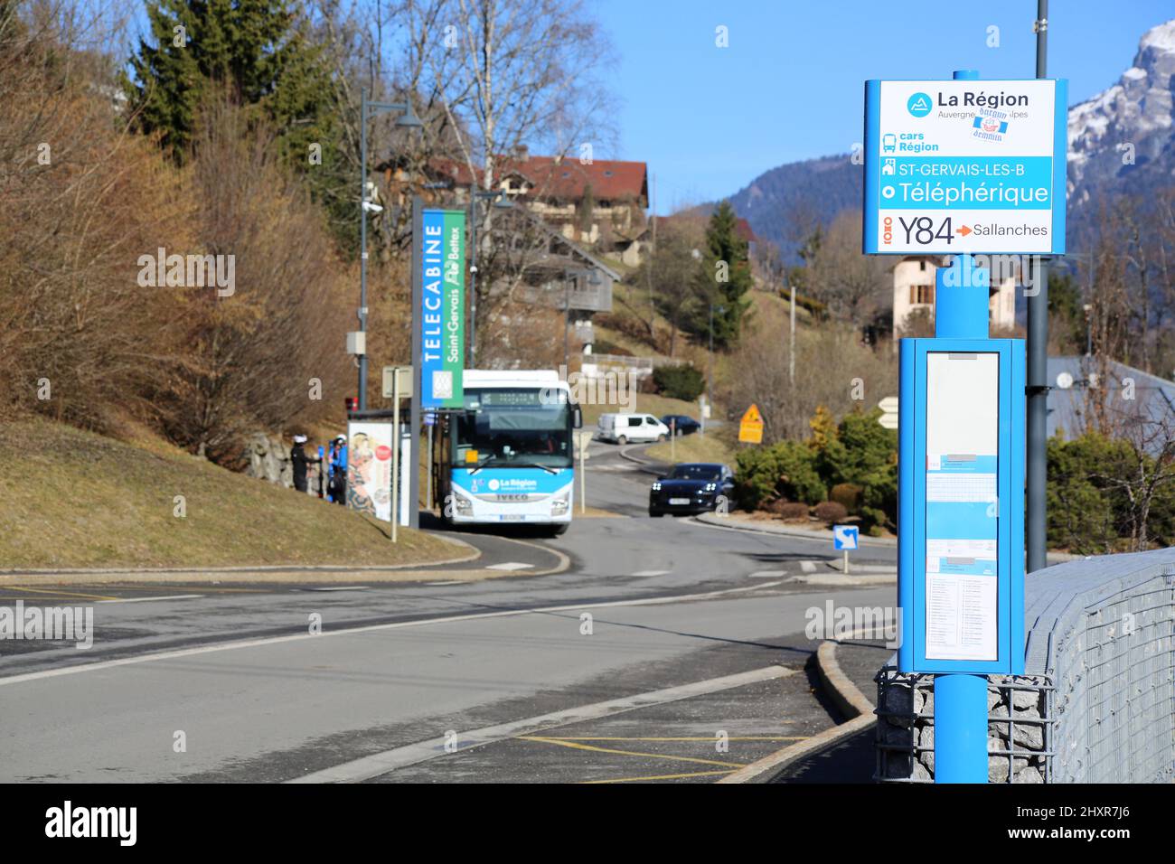 Bus vert hi-res stock photography and images - Alamy