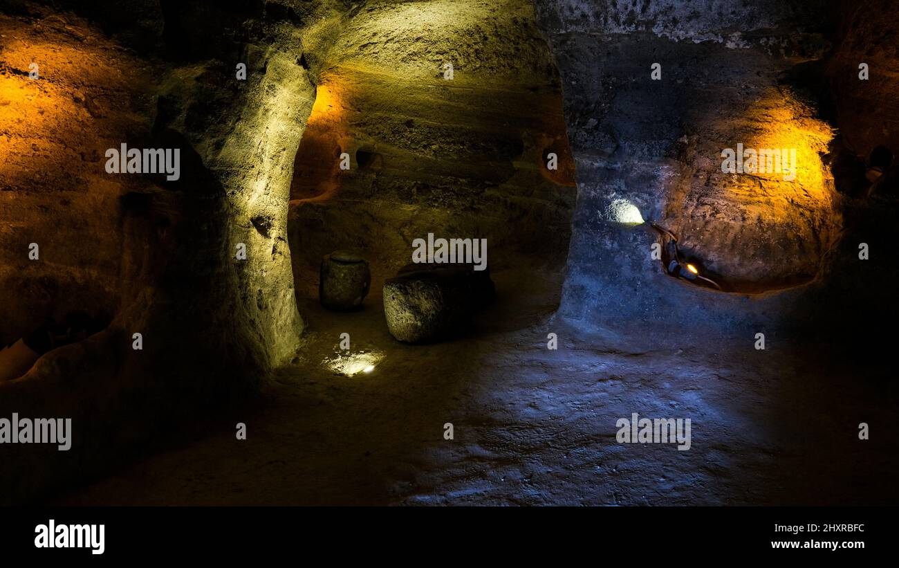The Derinkuyu underground city in Turkey Stock Photo - Alamy