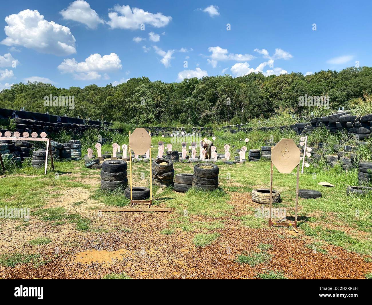 Shooting at outdoor range hires stock photography and images Alamy