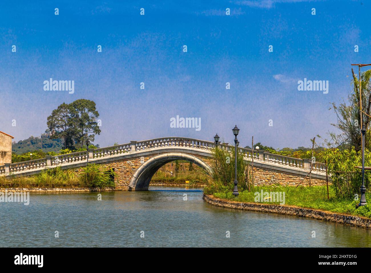 Photo stone bridge river hi-res stock photography and images - Alamy
