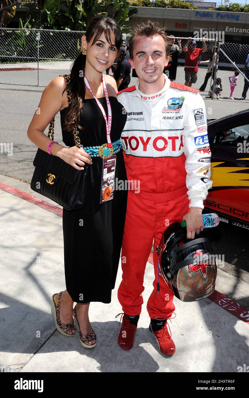 Elycia turnbow and frankie muniz hi res stock photography and images