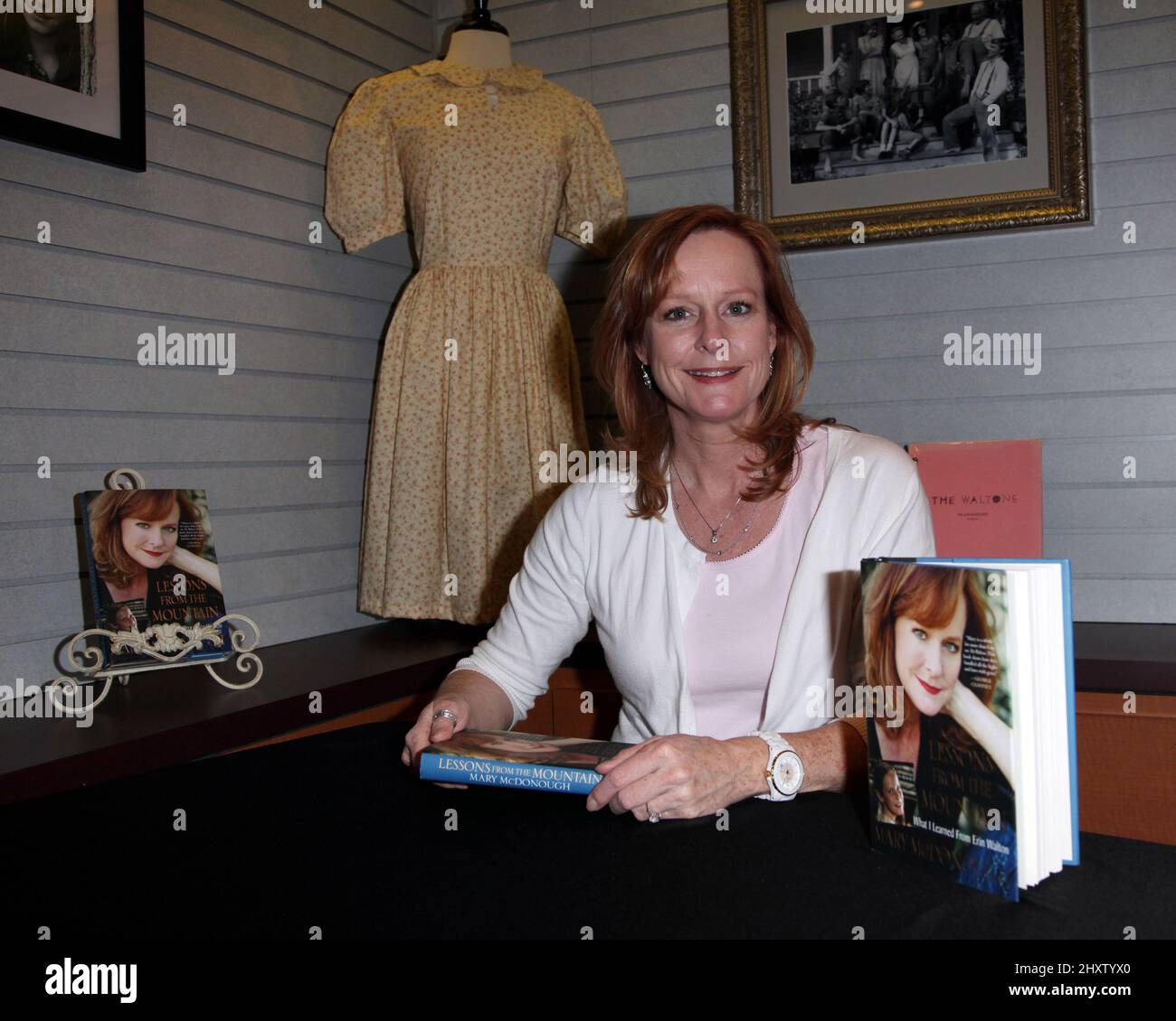 Mary McDonough signs copies of 'Lessons From the Mountain' held at the SGMA Museum at Dollywood in Tennessee, USA. Stock Photo