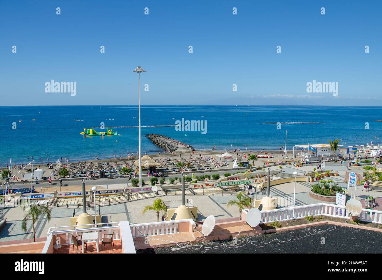 centre-commercial-centre-commercial-tenerife-hi-res-stock-photography