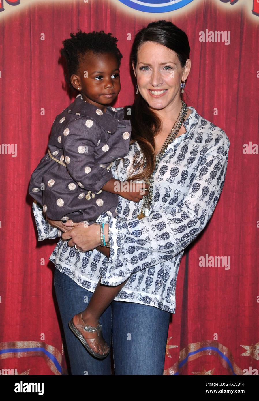Joely Fisher and daughter Luna at Ringling Bros. & Barnum and Bailey ...