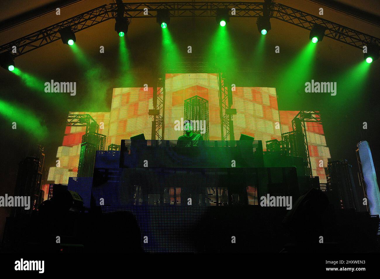 High School Art Class Pretty Lights