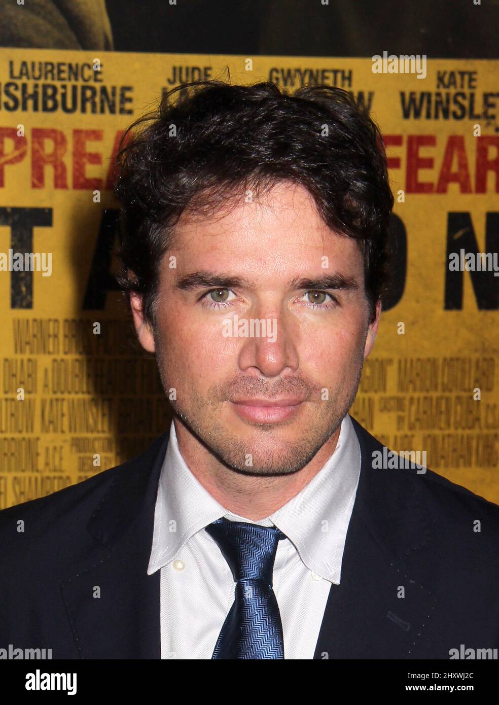 Matthew Settle attends the premiere of Warner Bros. Pictures