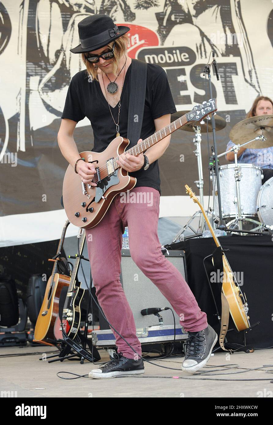 Alberta Cross, Petter Ericson Stakee performs at The 2011 Virgin Music Festival Freefest that took place at Merriweather Post Pavilion in Columbia, Md. Stock Photo