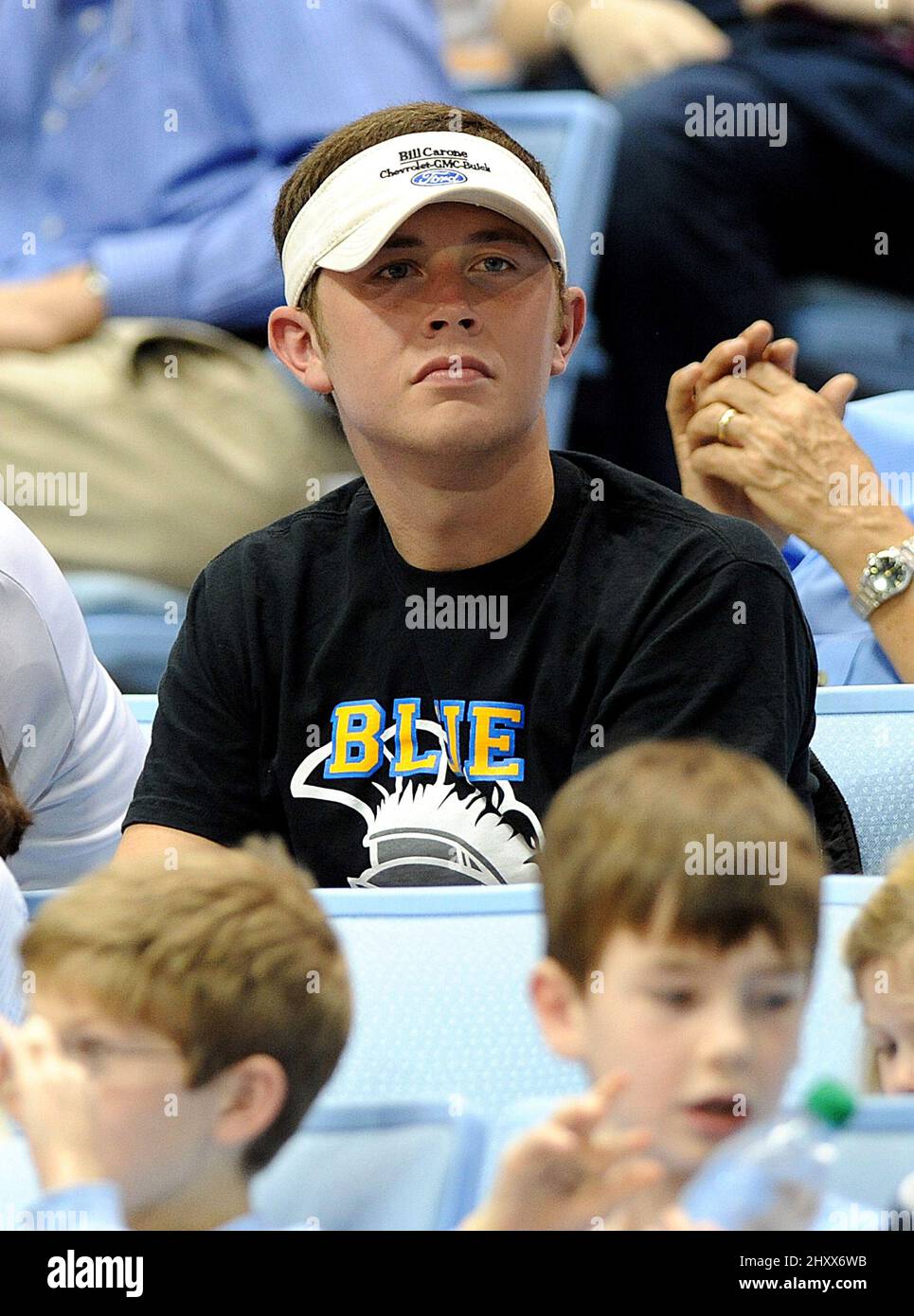 Scotty McCreery cheers on the University of North Carolina Tarheels defeat the Monmouth Hawks Mens College Basketball that took place at the Dean Smith Center with a final score of 102-65 in Chapel Hill in North Carolina, USA. Stock Photo