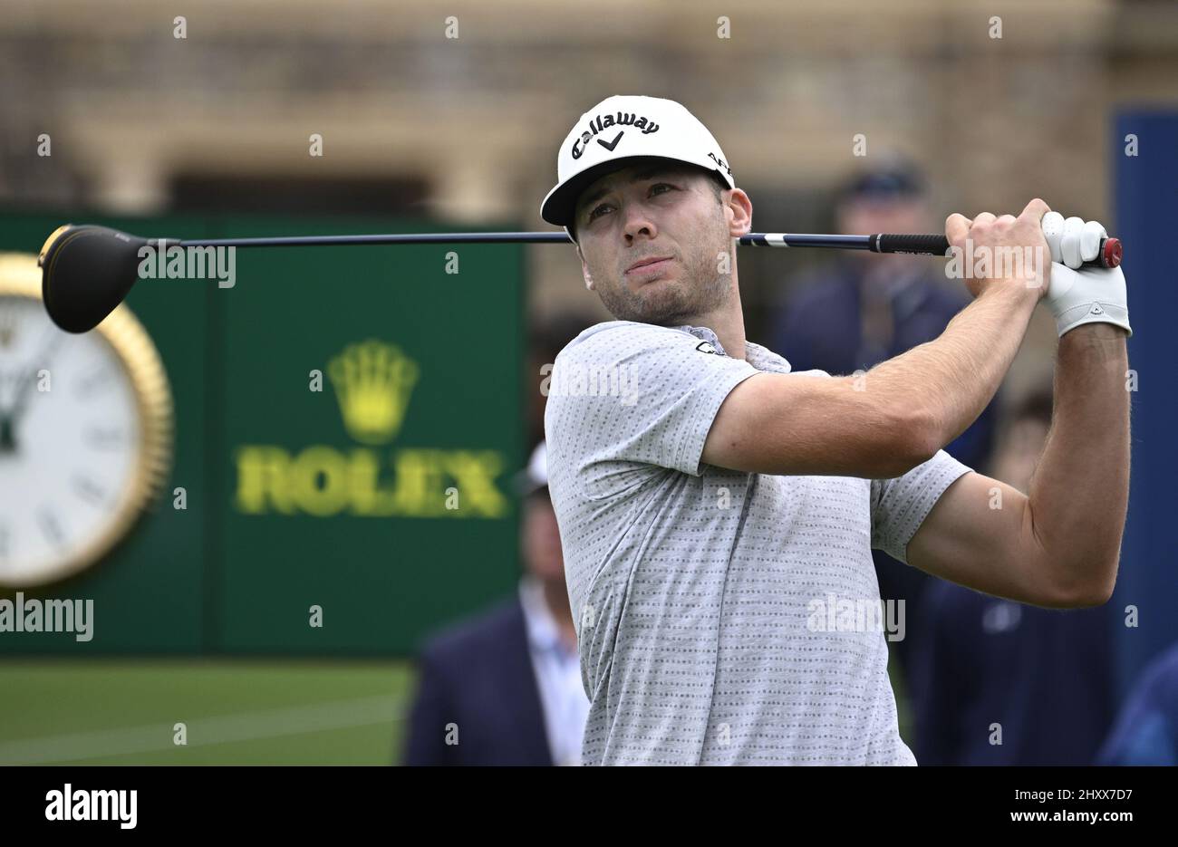 Ponte Vedra Beach, United States. 14th Mar, 2022. Sam Burns of the United States tees off on the 1st hole in the final round of the 2022 Players PGA Championship on the Stadium Course at TPC Sawgrass in Ponte Vedra Beach, Florida on Monday, March 14, 2022. The golf tournament has been extended one day due to weather delays. Photo by Joe Marino/UPI Credit: UPI/Alamy Live News Stock Photo