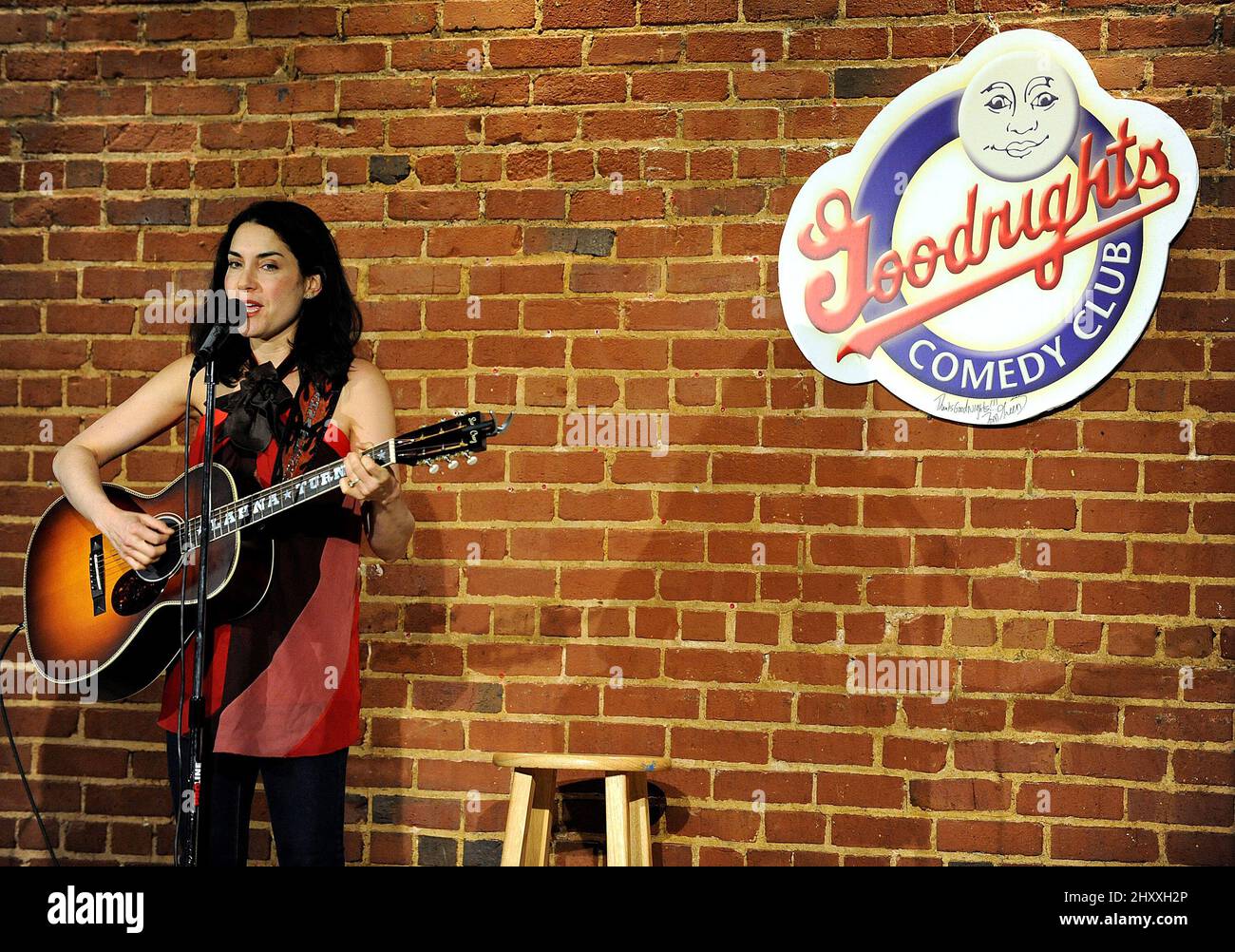 Lahna Turner at the 2012 Charlie Goodnights Comedy Club, Raleigh, North Carolina Stock Photo