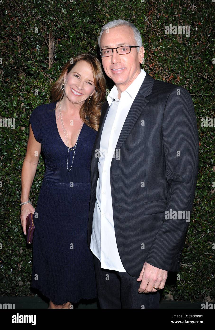 Dr drew pinsky and wife hi-res stock photography and images - Alamy