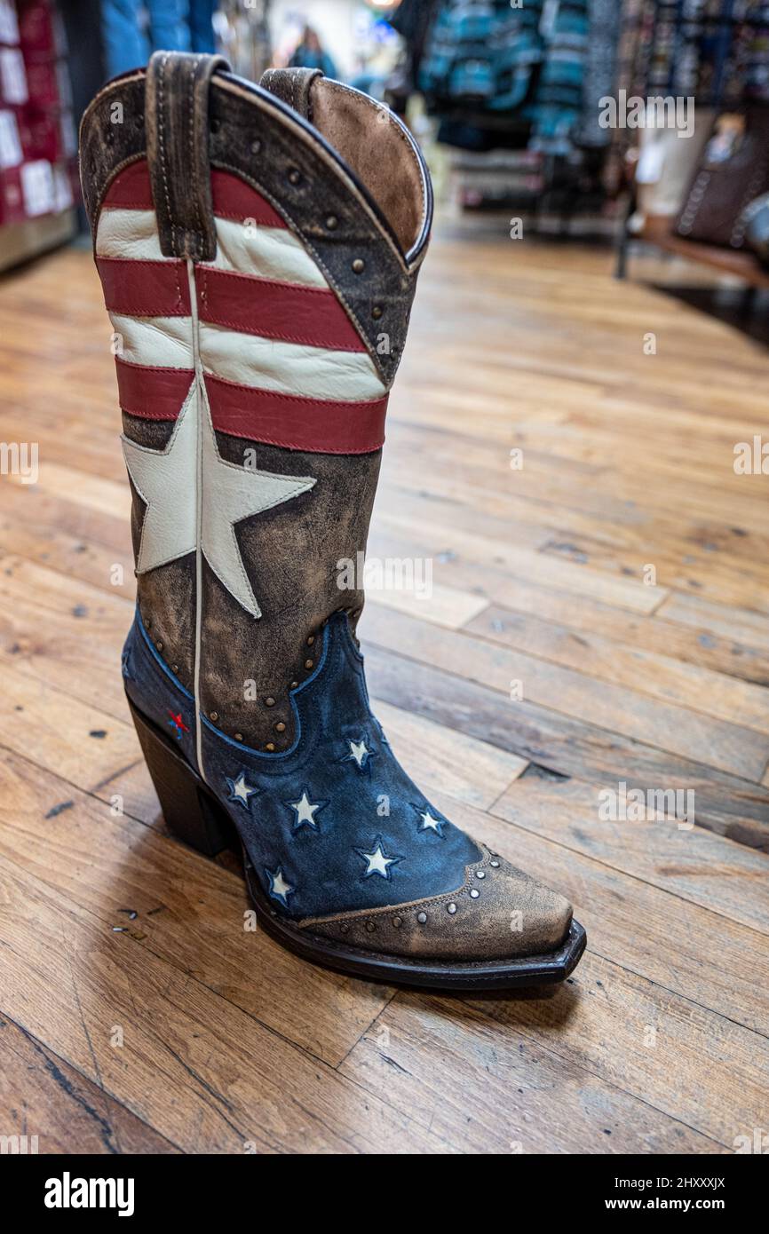 Cowboy boots nashville hi-res stock photography and images - Page 2 - Alamy