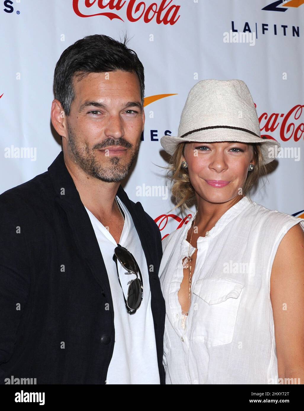 eddie-cibrian-and-leann-rimes-at-the-la-fitness-grand-opening-vip