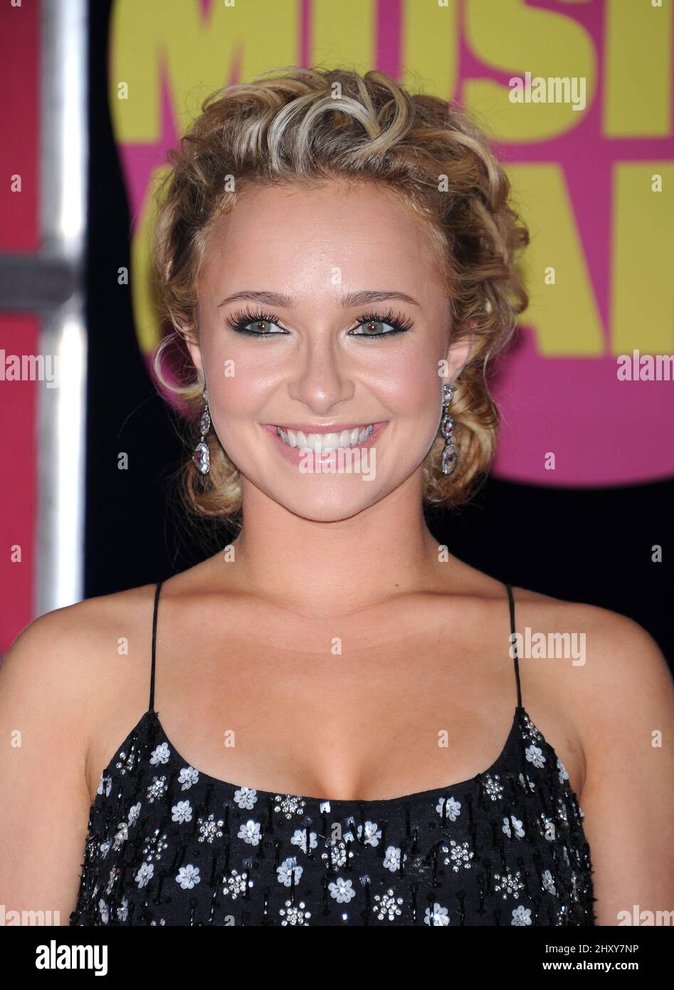 Hayden Panettiere attending the 2012 CMT Music Awards held at the
