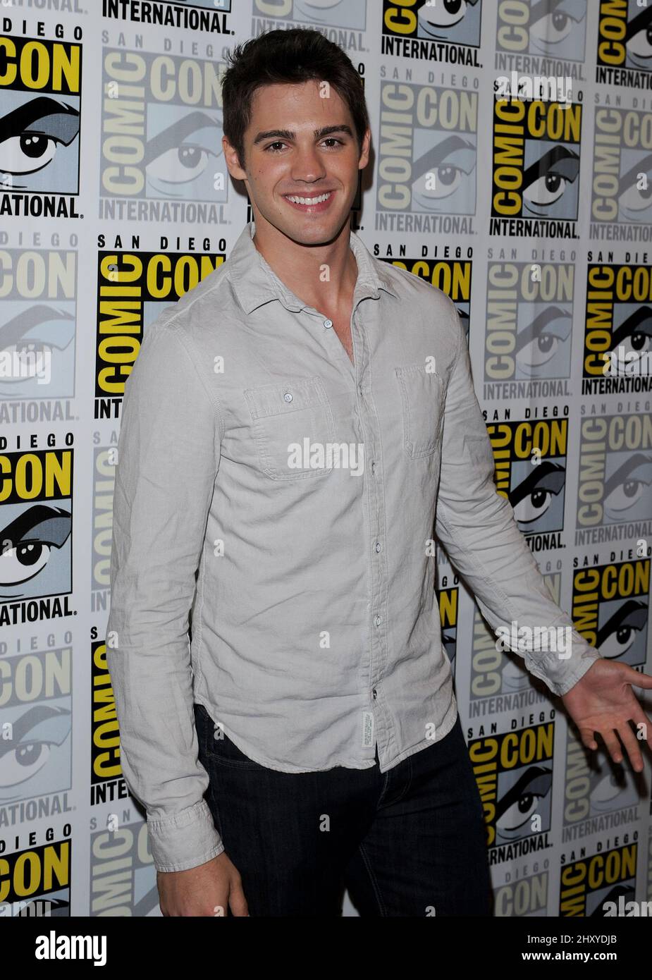 Steven r mcqueen hi-res stock photography and images - Alamy, image size:925x1390