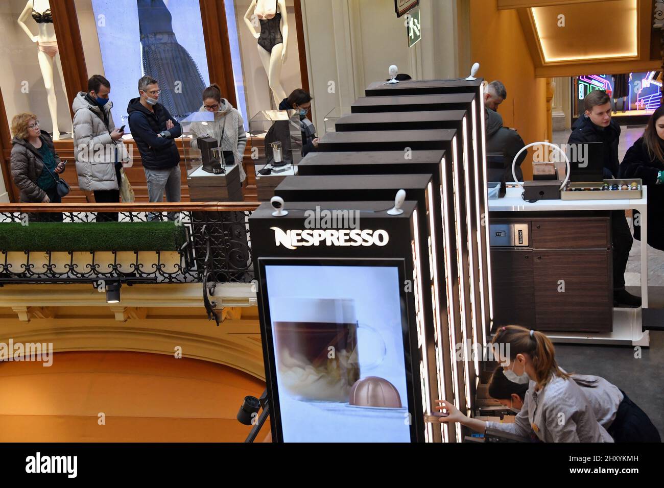MACHINES  Nestlé Nespresso