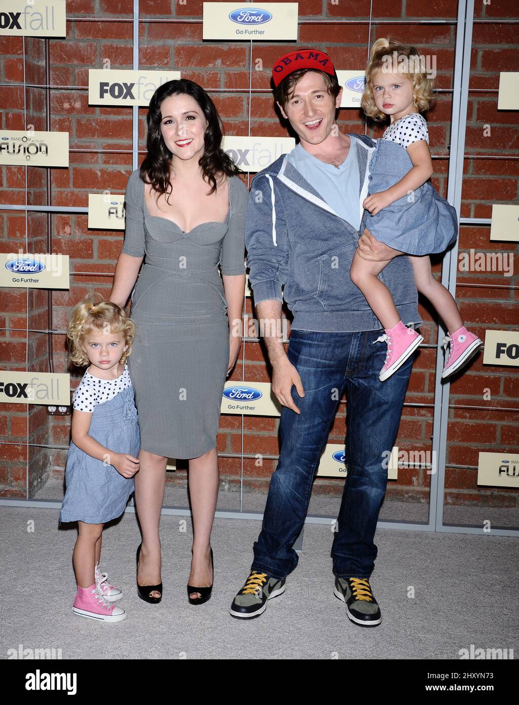 Shannon woodward and lucas neff hi-res stock photography and images - Alamy