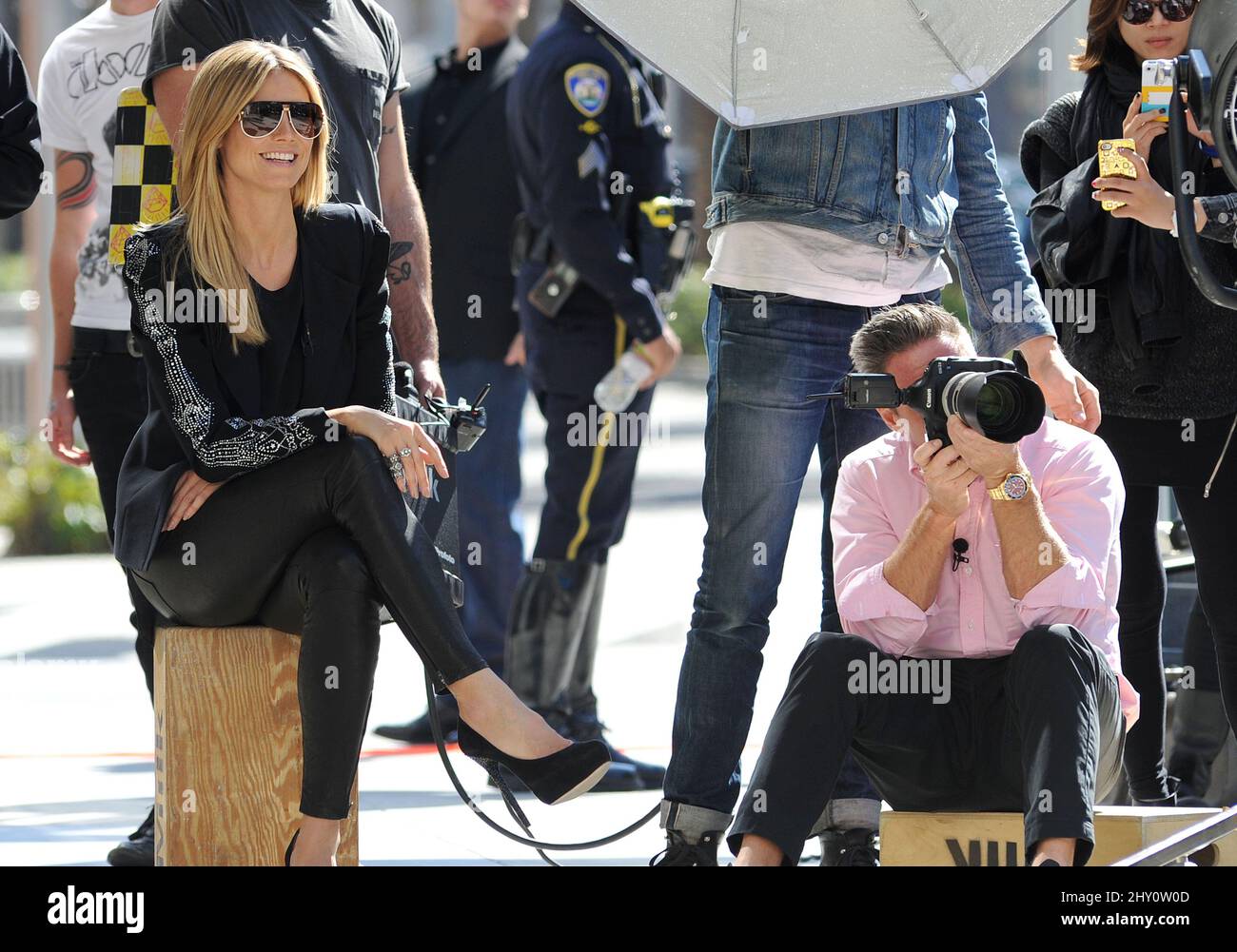 Heidi Klum and Model filming "Germany's Next Top Model" on Rodeo drive