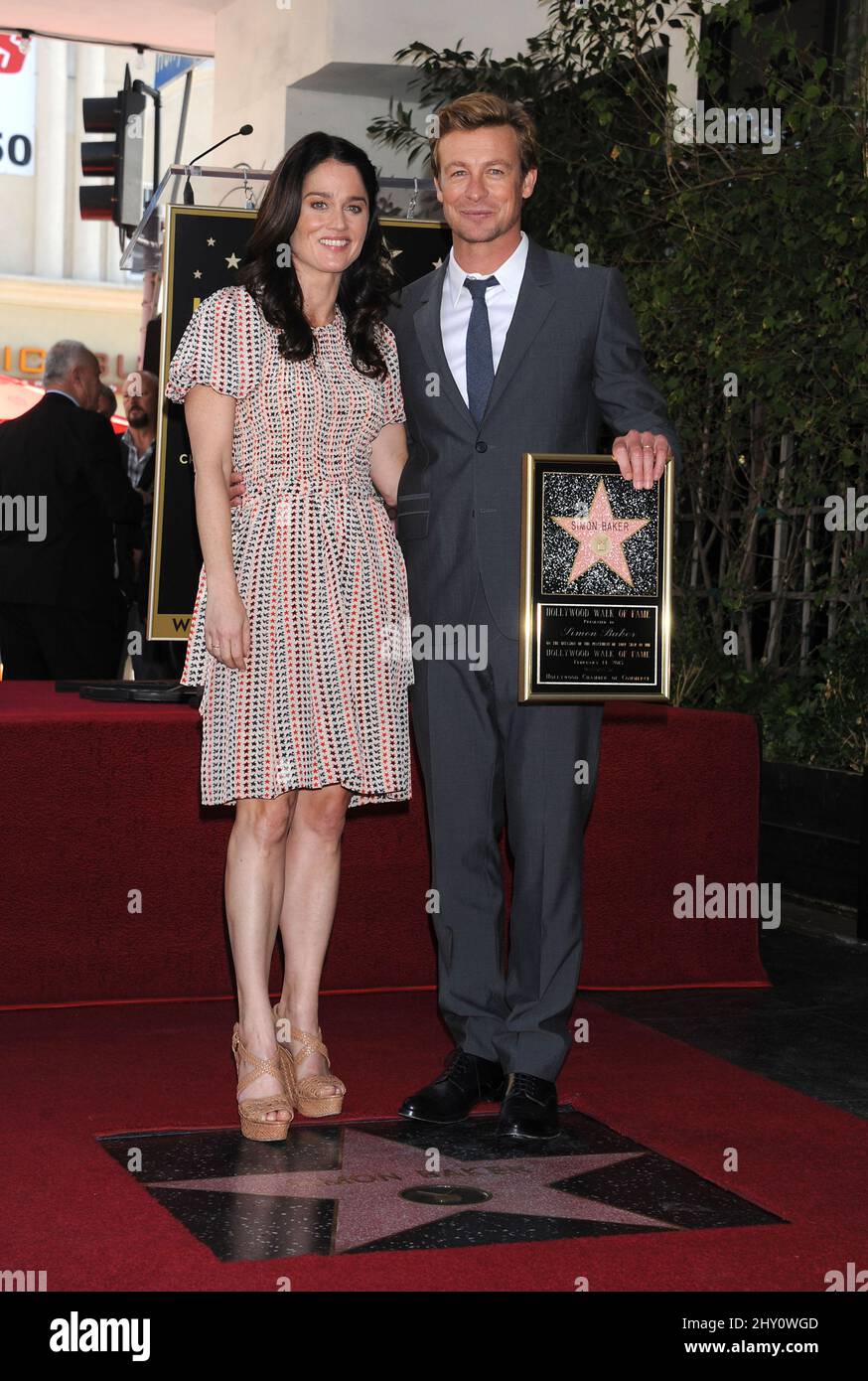 Robin Tunney and Simon Baker Simon Baker Honored with Star on the Hollywood Walk of Fame Stock Photo