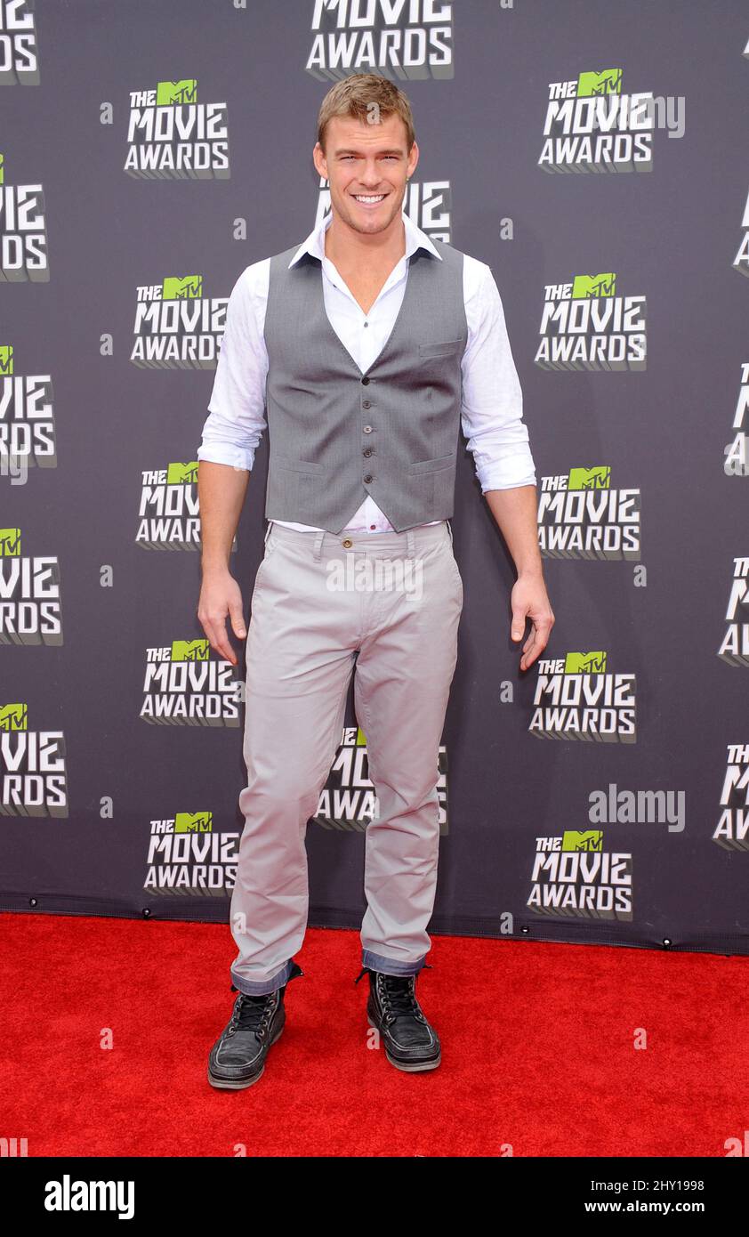 Alex Ritch Middlebury Ritchson arrives at hi-res stock photography and images - Alamy