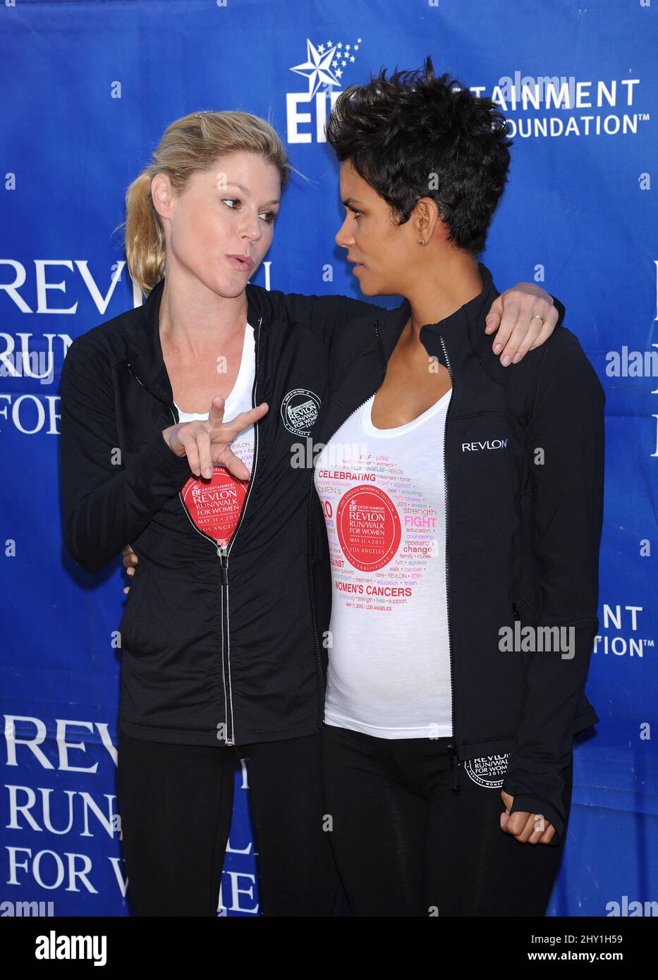 Halle Berry and Julie Bowen arriving for the 20th Annual Revlon Run/Walk For Women Held at Los Angeles Memorial Coliseum Stock Photo