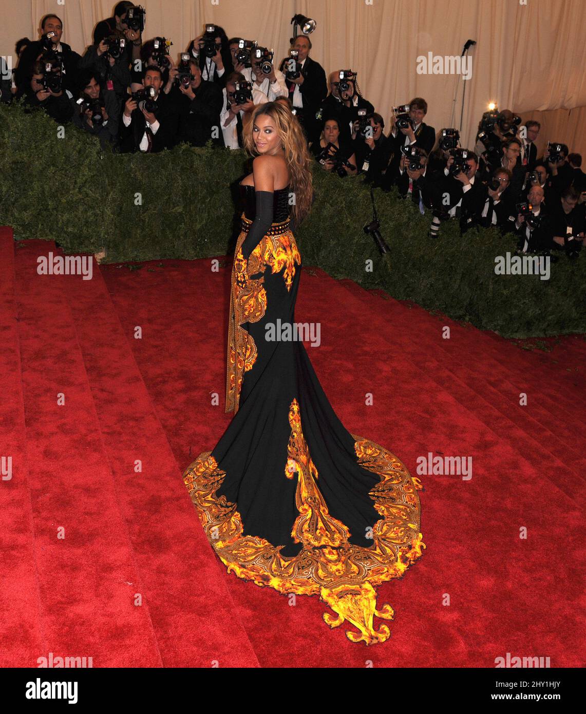 Beyonce attending the the 'Punk': Chaos to Couture' Costume Institute ...
