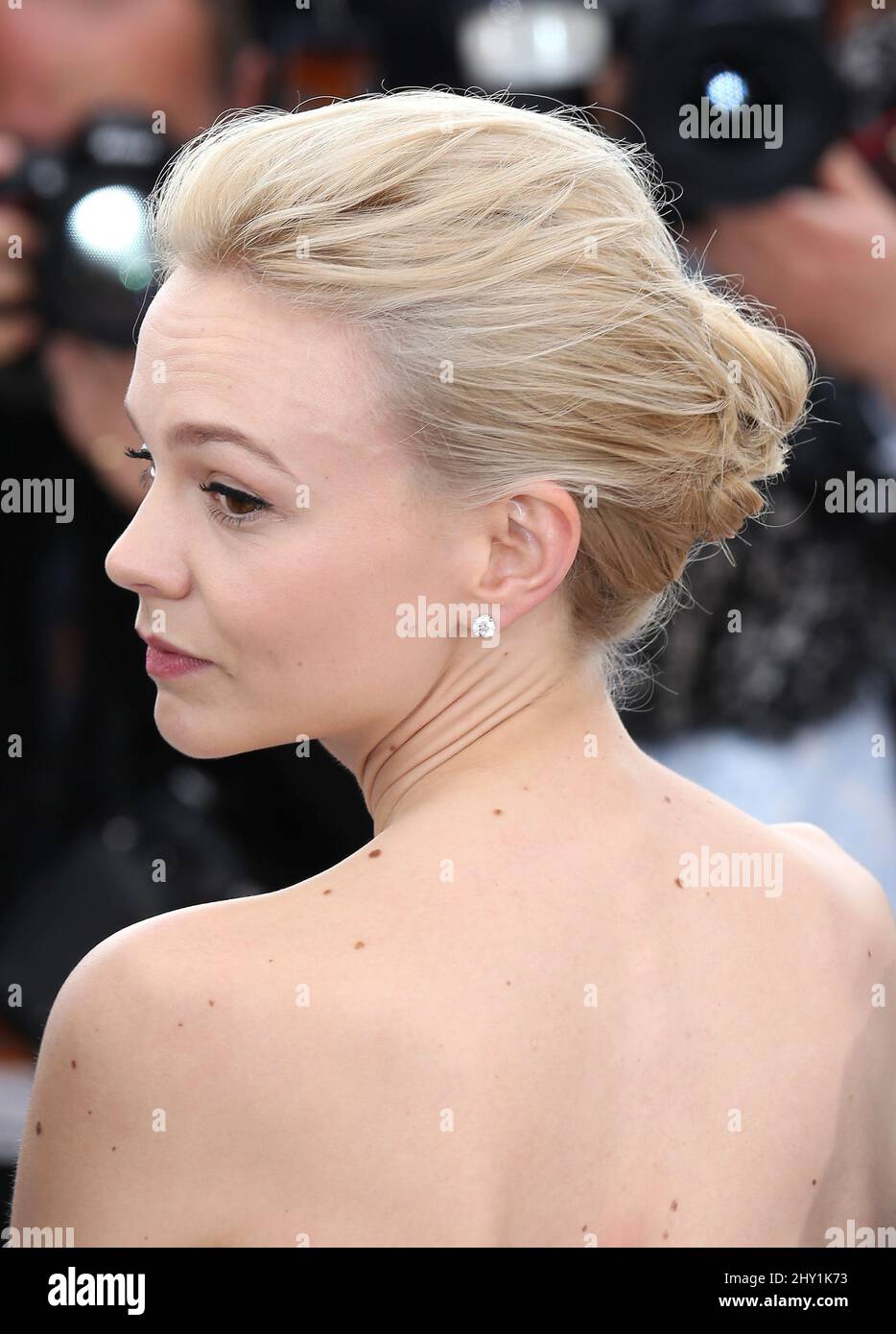 Carey Mulligan during the photocall for The Great Gatsby during the 66th  Festival De Cannes, Palais De Festival, Cannes Stock Photo - Alamy, image size:934x1390