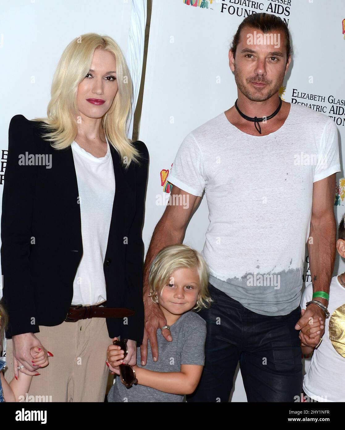 Gwen Stefani, Gavin Rossdale, Zuma attends the Elizabeth Glaser(01)