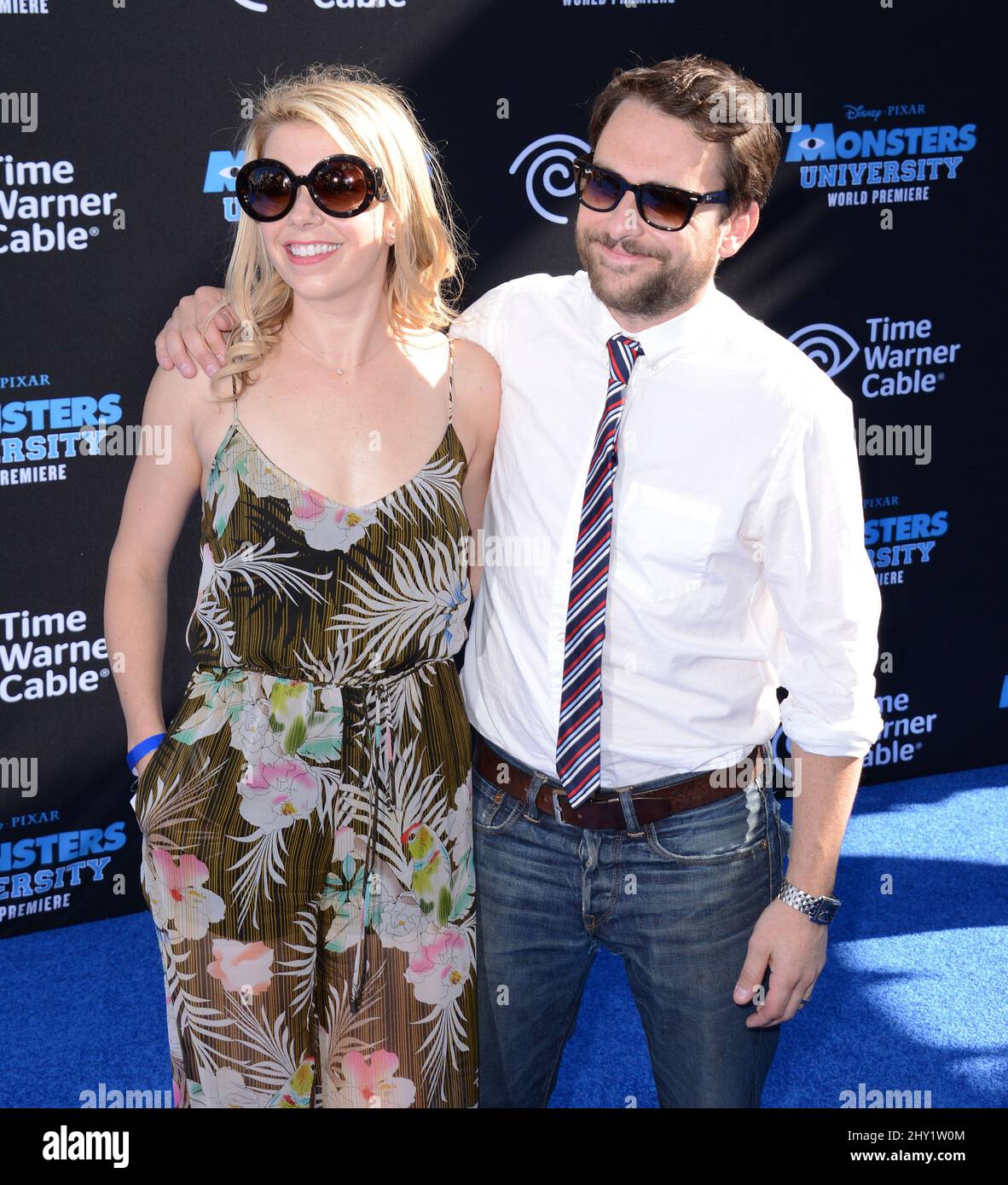 Charlie Day, wife Mary Elizabeth Ellis – Stock Editorial Photo ©  Jean_Nelson #46394889