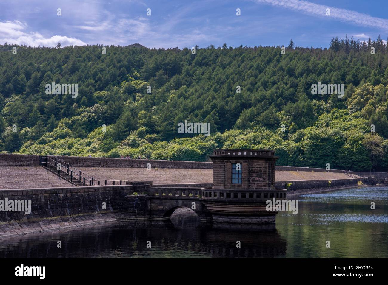 Ladybower Reservoir Dam in Derbyshire, England Stock Photo