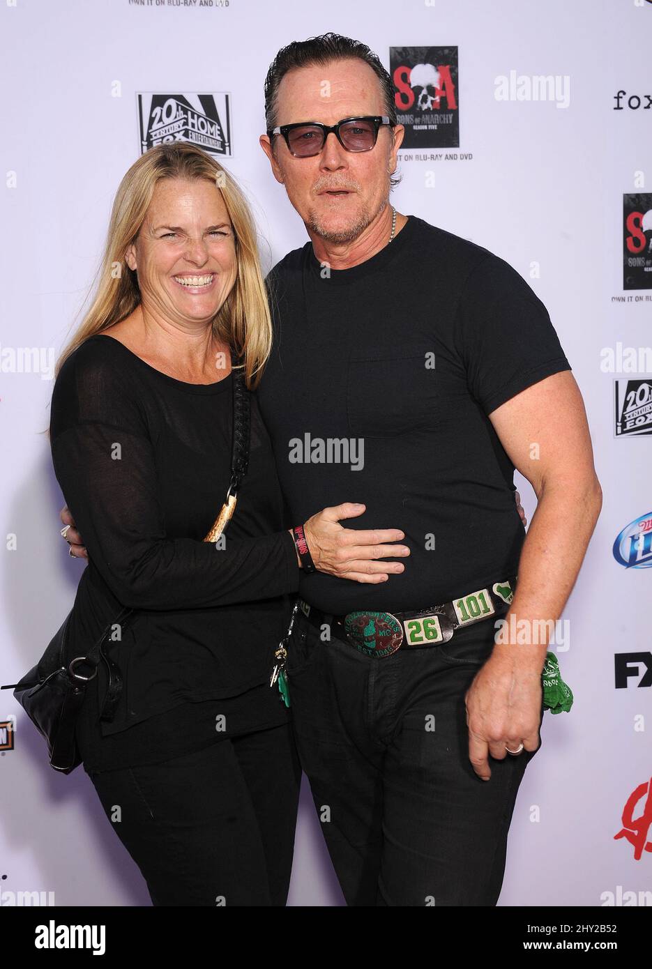 Robert Patrick & Barbara Patrick attends the season six premiere for Sons of Anarchy Stock Photo