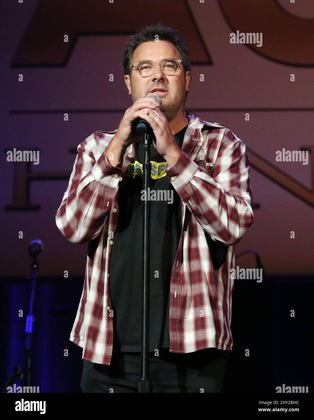 Vince Gill Attends The 7Th Annual Acm Honors Held At The Ryman ...