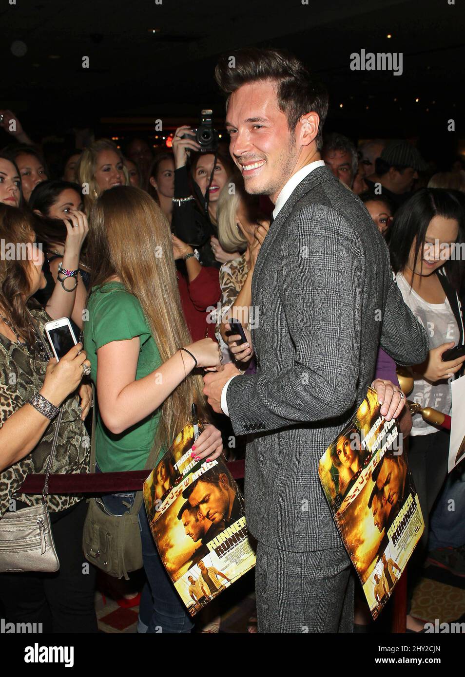 Sam palladio hi-res stock photography and images - Page 3 - Alamy, image size:954x1390