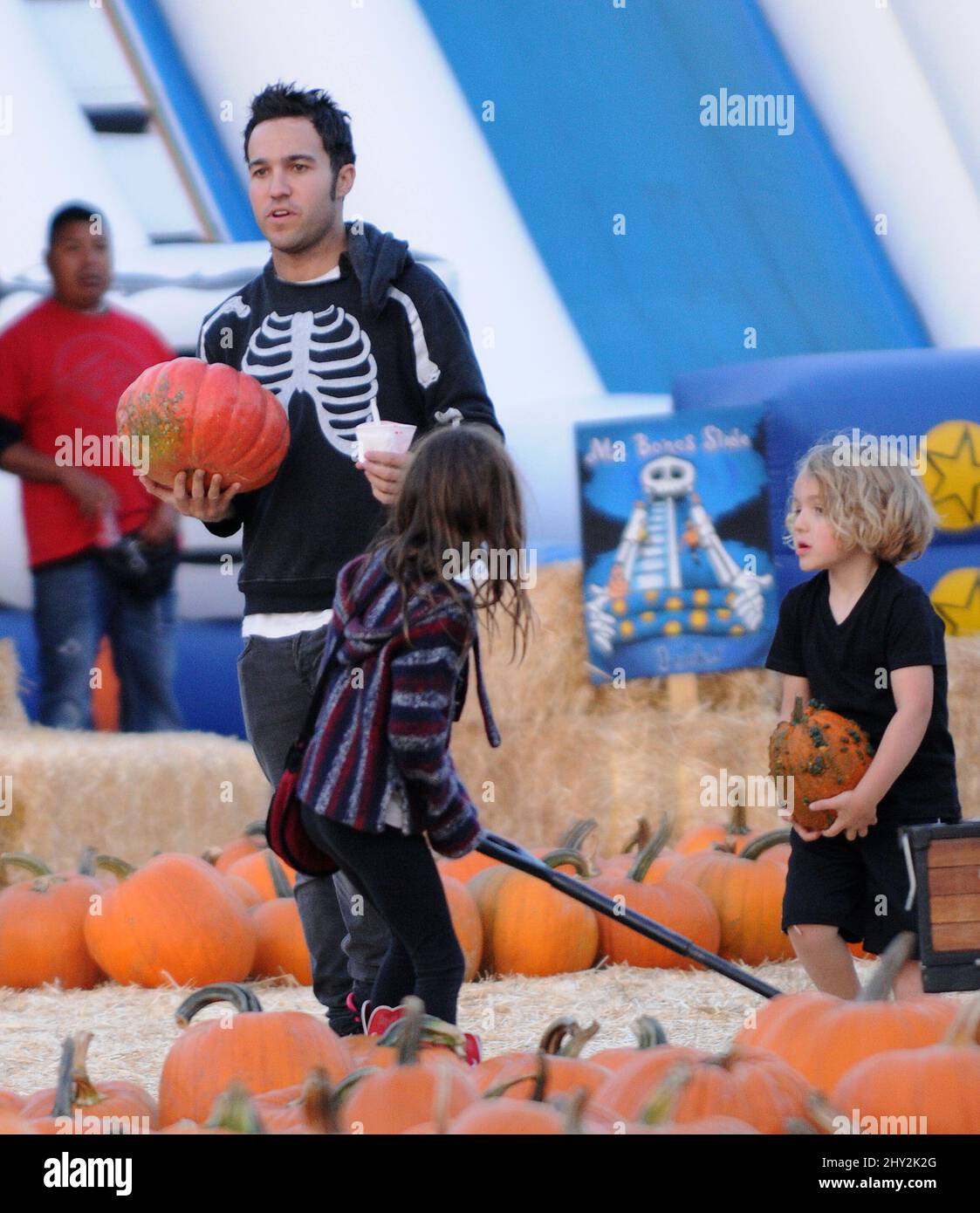 Pete Wentz, Bronx Wentz seen out and about in Los Angeles, California(01)