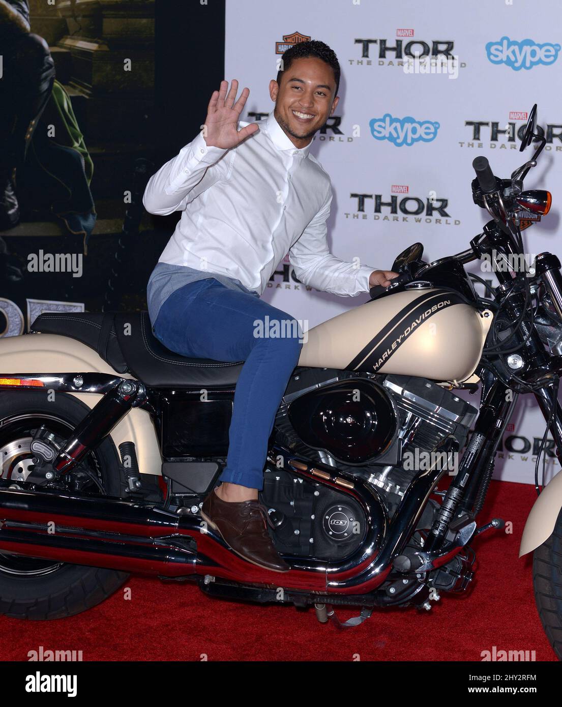 Tahj Mowry attending the &lsquo;Thor: The Dark World&rsquo; Premiere in Los Angeles