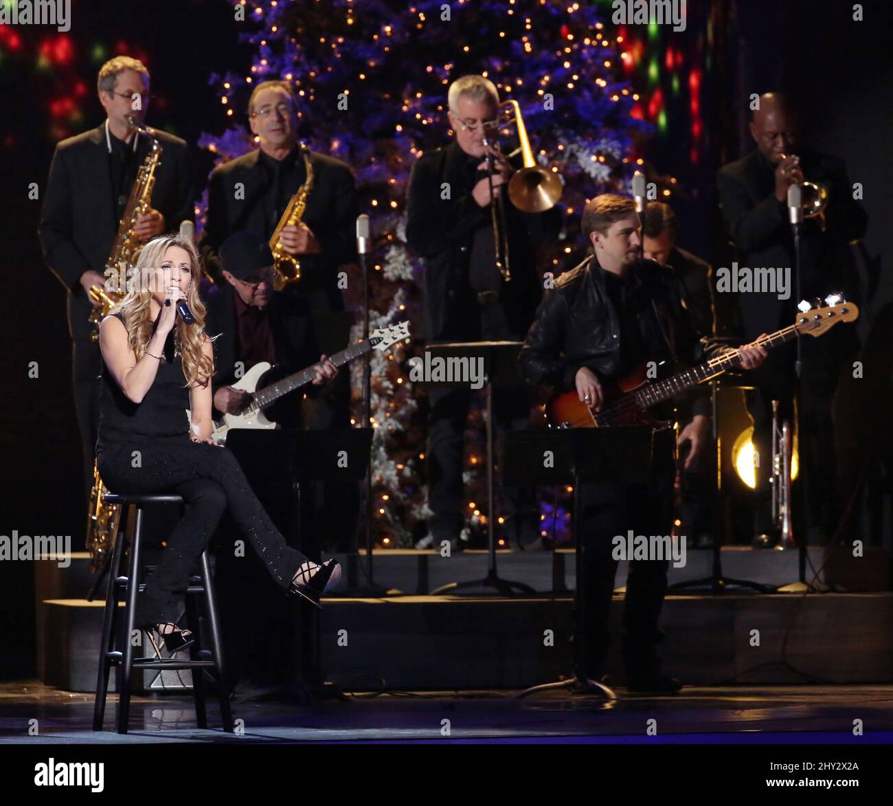 Cma Country Christmas 2024 Taping Machine Robbi Christen