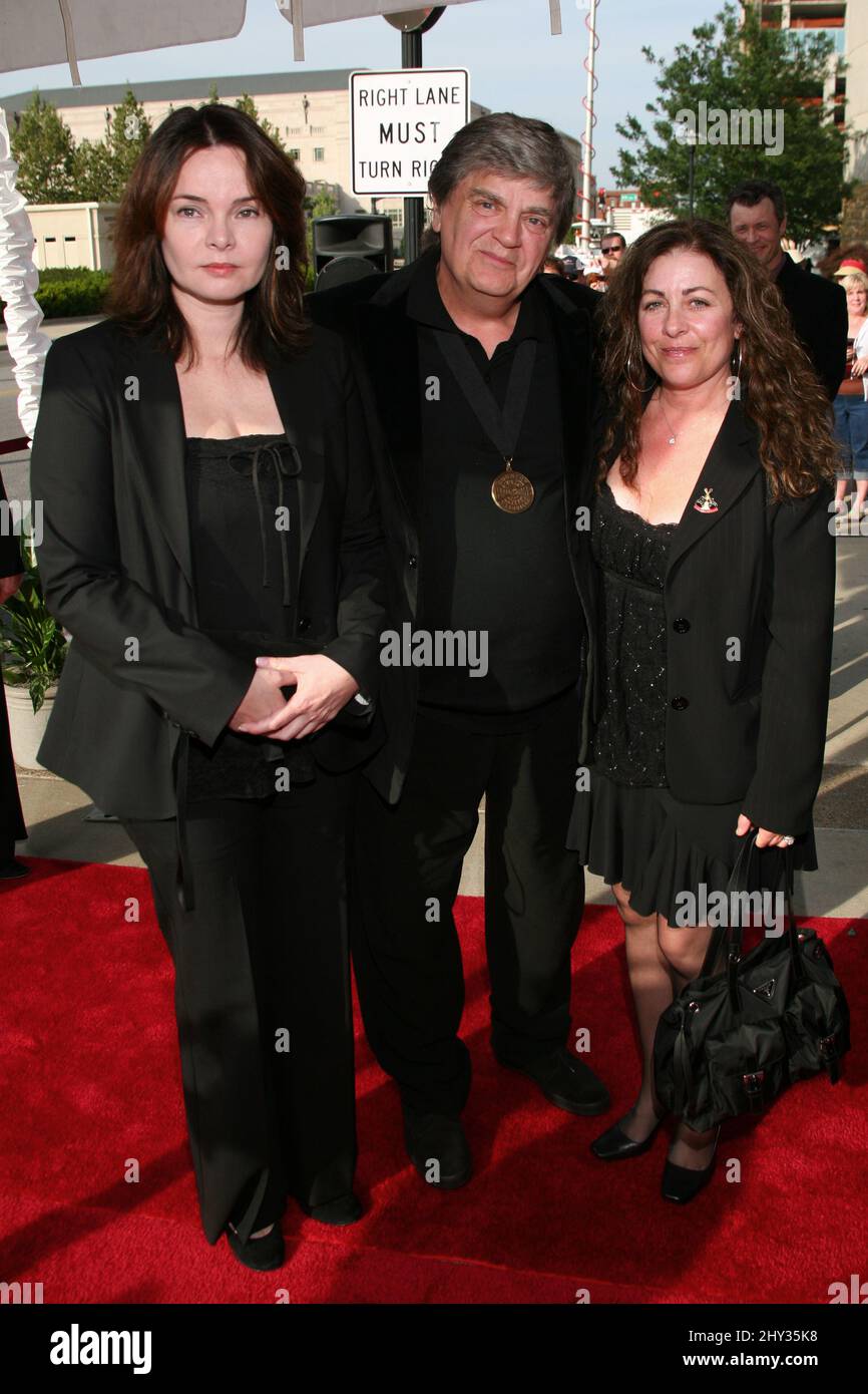Phil Everly and family at the Country Music Hall of Fame Medallion Ceremony held at the Country Music Hall of Fame and Museum Stock Photo