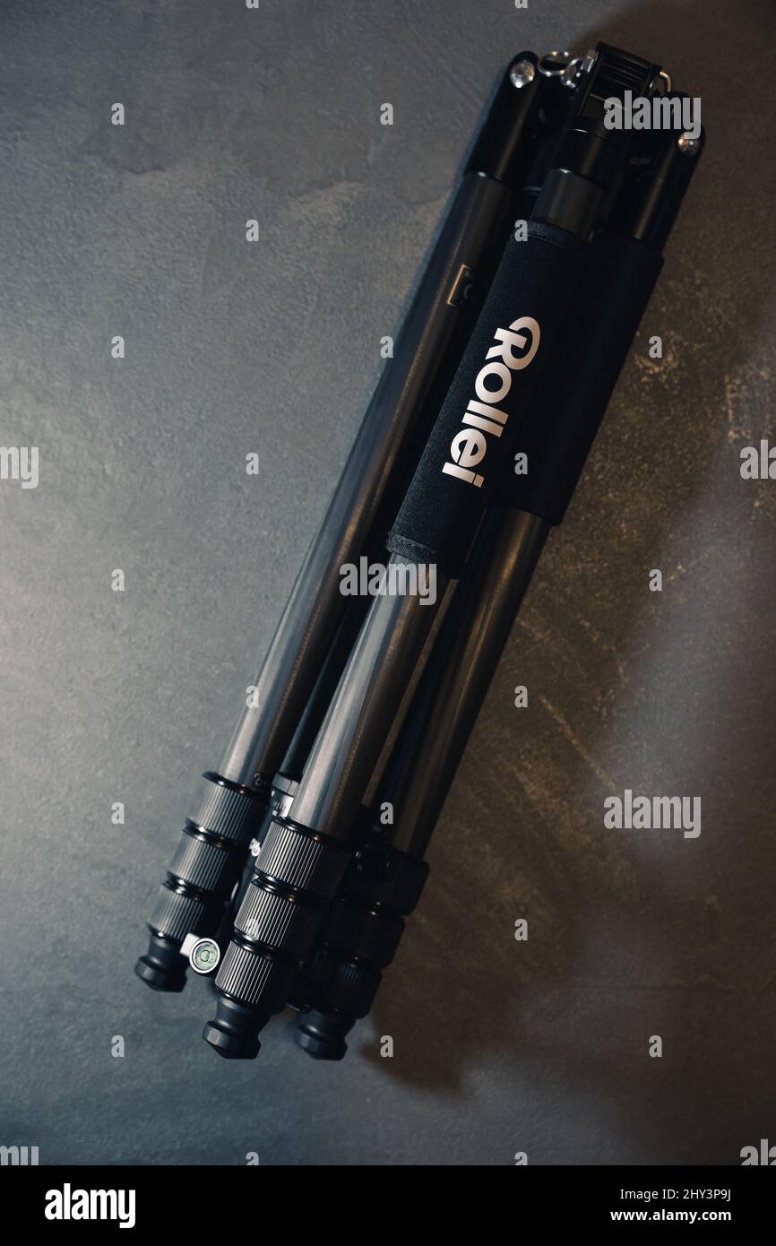 Rollei tripod hi-res stock photography and images - Alamy