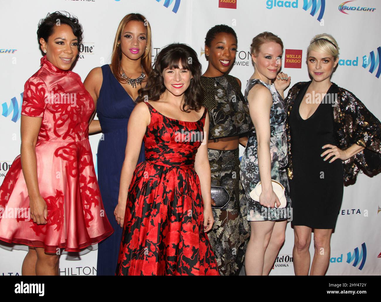 Selenis Leyva, Dascha Polanco, Yael Stone, Samira Wiley, Emma Myles and