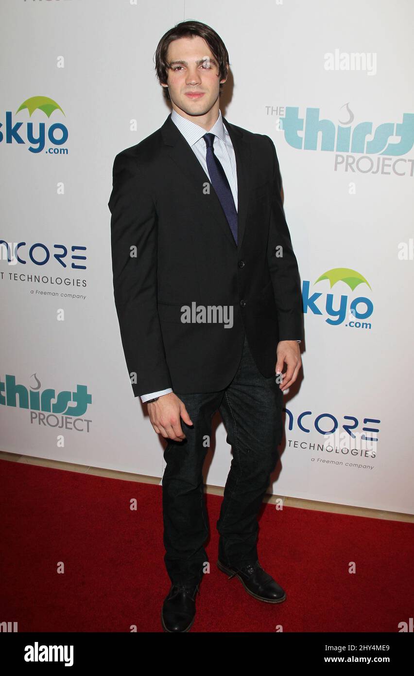 Steven r mcqueen hi-res stock photography and images - Alamy, image size:852x1390