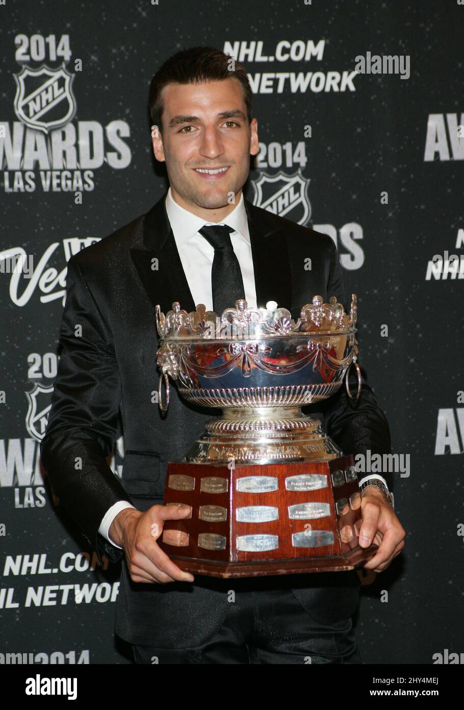 Patrice Bergeron Raising the Stanley Cup Editorial Stock Photo - Image of  national, trophy: 21486023