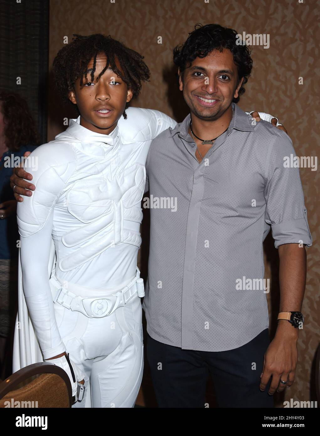 https://c8.alamy.com/comp/2HY4Y03/jaden-smith-and-m-night-shyamalan-attending-day-one-of-comic-con-in-san-diego-california-2HY4Y03.jpg