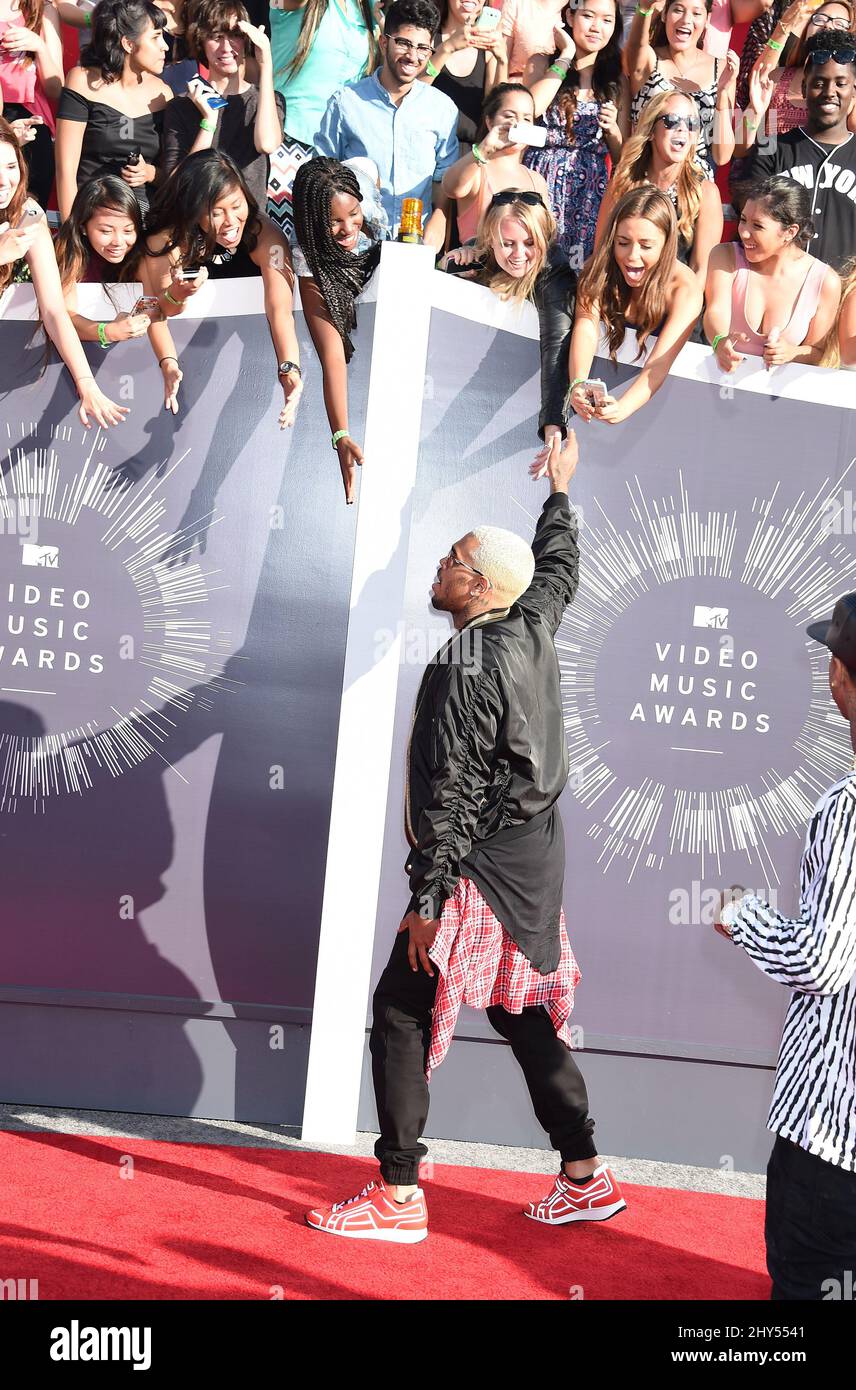 Chris Brown arriving at the 2014 MTV Video Music Awards held at The Forum Stock Photo