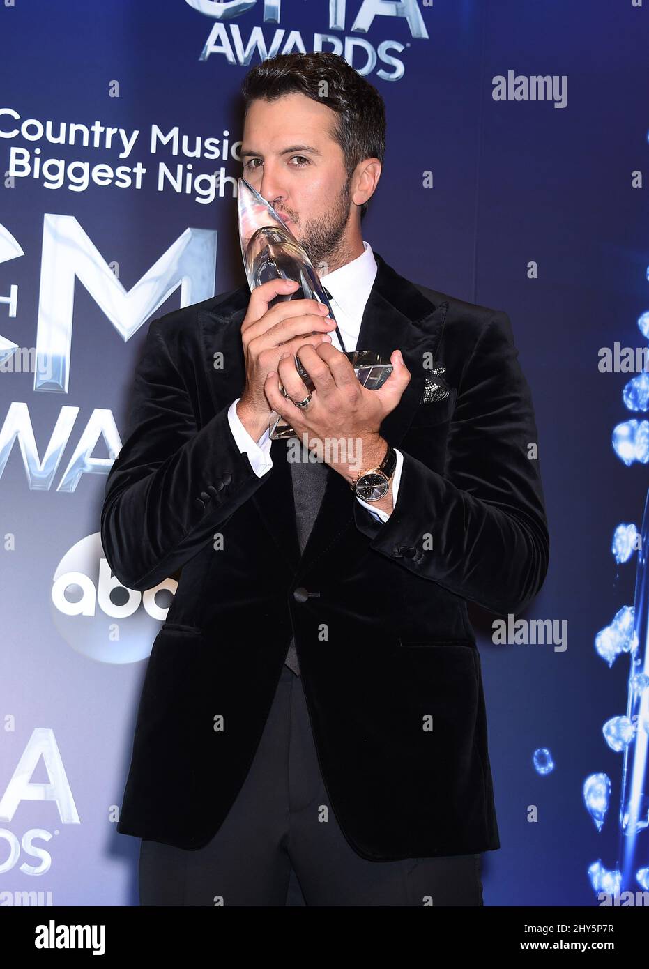 Luke Bryan in the press room at the 48th Annual Country Music Awards at ...