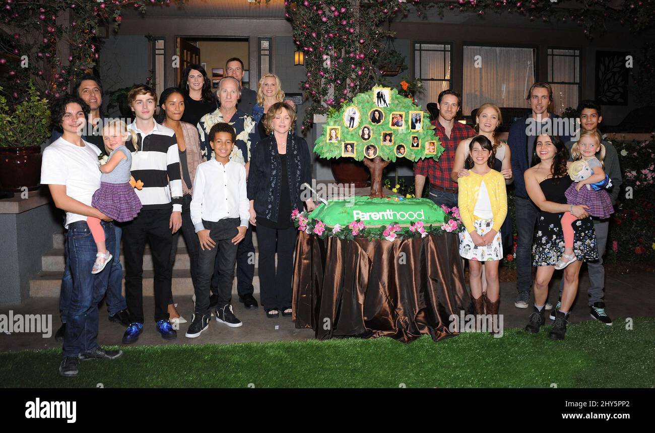 Peter Krause, Lauren Graham, Mae Whitman, Dax Shepard, Monica Po attending the 100th Episode of Parenthood at Universal Studios in Hollywood, California. Stock Photo
