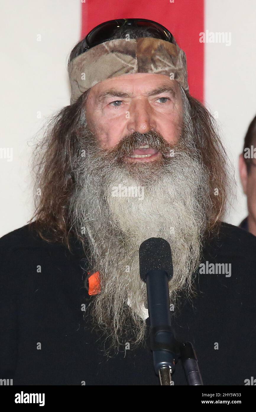 Phil Robertson,Duck Dynasty attending the North Louisiana Republican ...