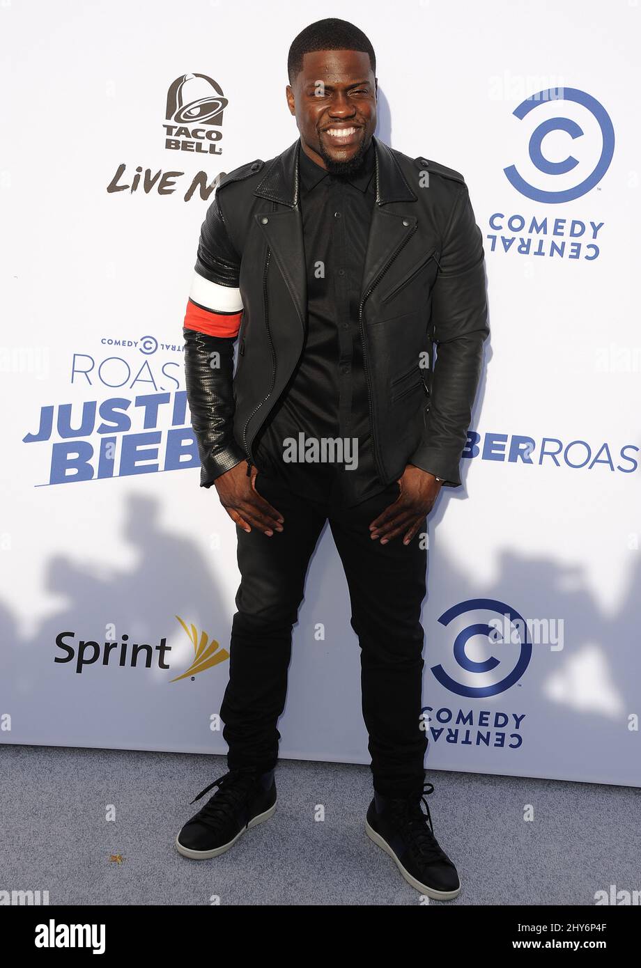 Kevin Hart attends the Central Roast of Justin Bieber" held at