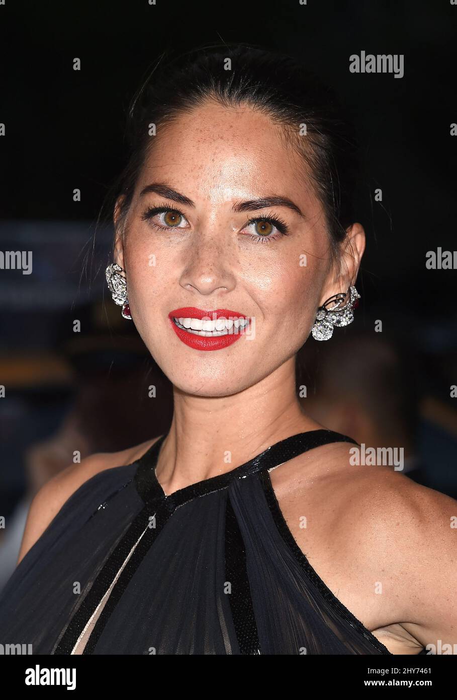 olivia-munn-attending-the-metropolitan-museum-of-art-met-gala-in-new